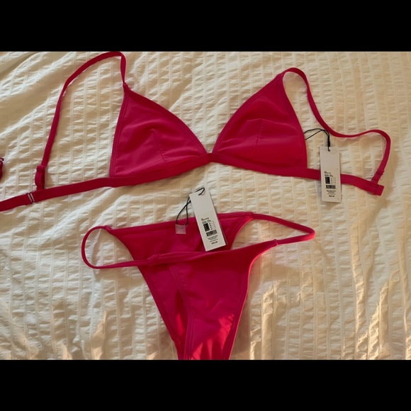 BNWT Blush brand hot pink bikini - Picture 1 of 3